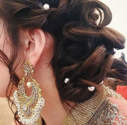 Earing in stylish and stunning look